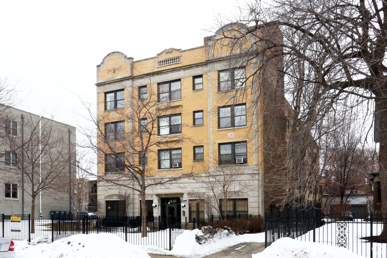 Primary Photo - Loyalton Apartments