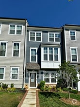Building Photo - 1636 Bay Cedar Dr