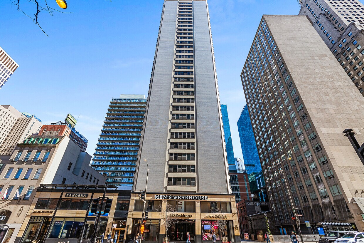 Foto principal - 535 N Michigan Ave