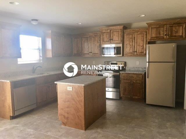 Foto del edificio - 18518 East 19th Terrace Ct S