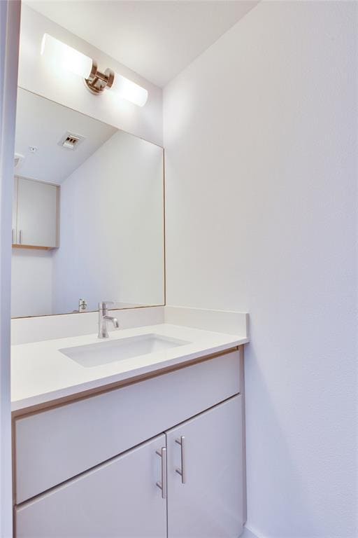 Building Photo - 2002 E 7th St