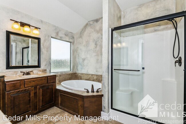 Foto del edificio - 5 br, 3 bath House - 2503 N Flutter Circle