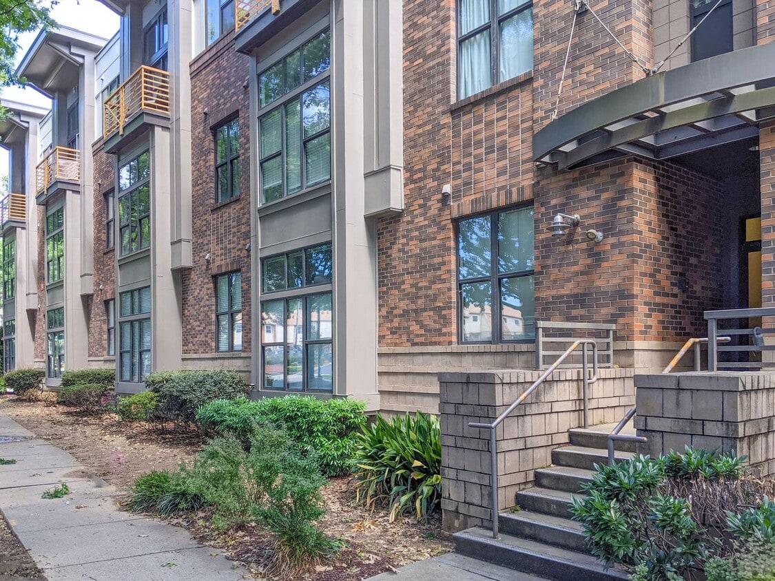Primary Photo - COMING SOON! Modern 1BR/1BA in First Ward ...