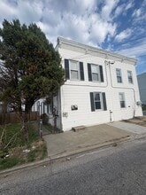 Building Photo - 11 Sollers Point Rd