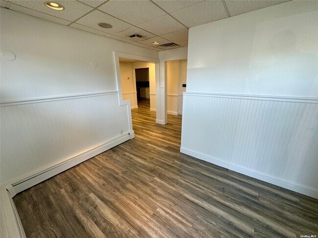 Building Photo - 519 Bellmore Ave
