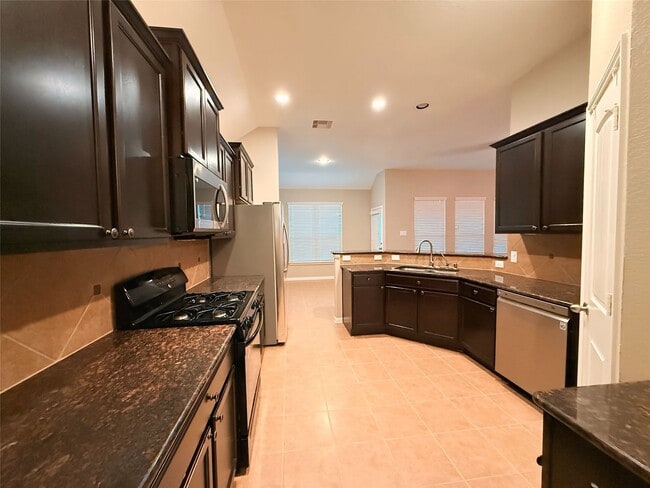 Foto del edificio - 1062 Cedar Lake Ct
