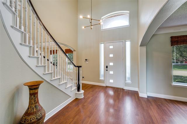 Foto del edificio - 9610 Windy Hollow Dr