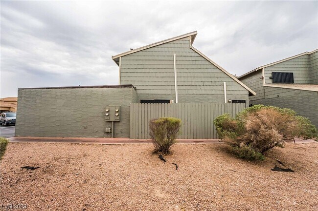 Foto del edificio - 5107 Greene Ln