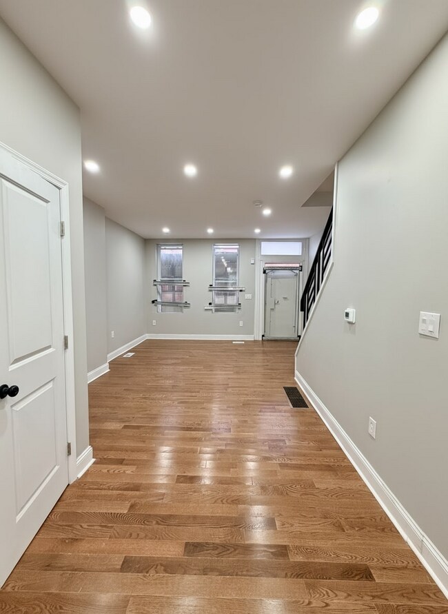 Building Photo - 2129 N Natrona St