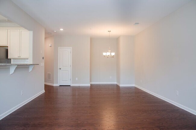 Foto del edificio - 1210 Foxcroft Ln