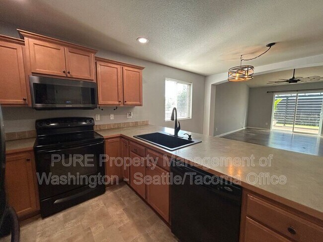Foto del edificio - 5519 66th Wy SE