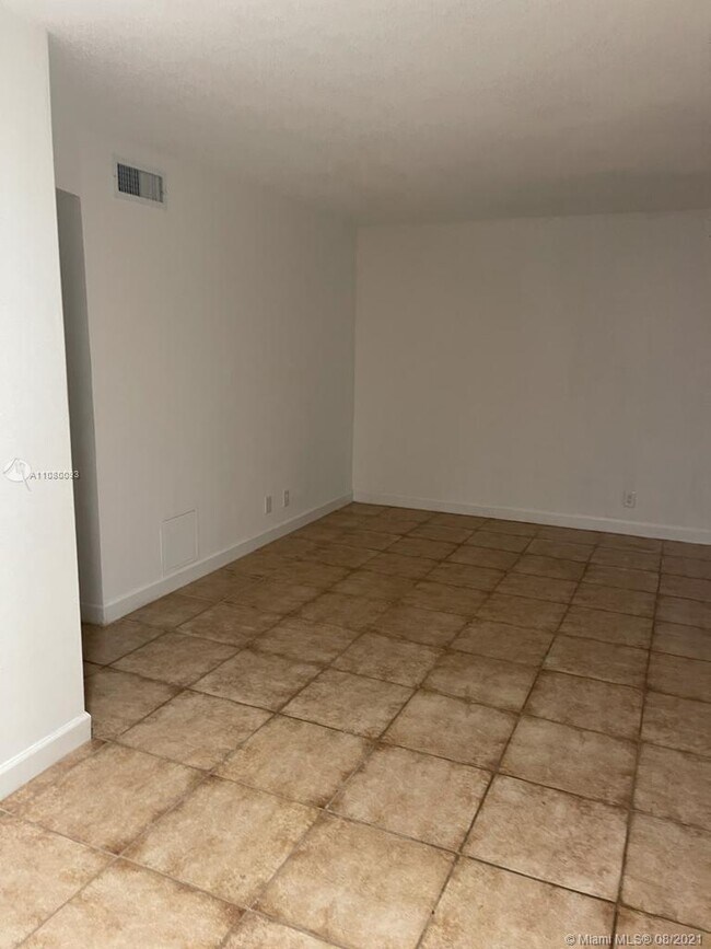 Foto del edificio - 1711 NW 46th Ave