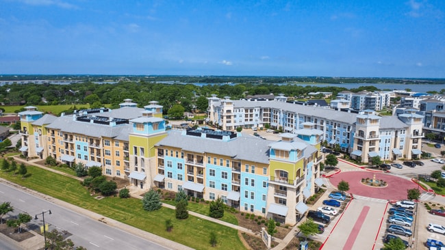 Building Photo - The Village at Lakefront