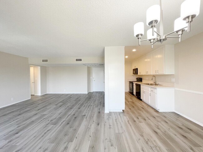 Foto del edificio - 366 S Mentor Ave