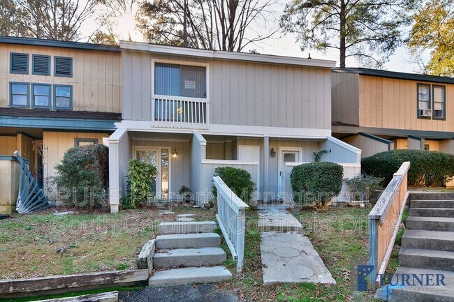 Foto del edificio - 481 Hickory Hill Dr