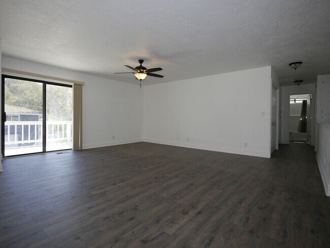 Foto del edificio - 2503 Hogan Ct