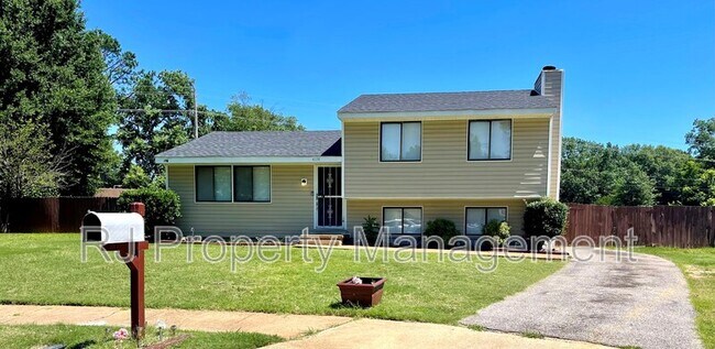 Building Photo - 4174 Willow Park Dr