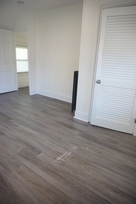 Foto del edificio - 598 E 7th St