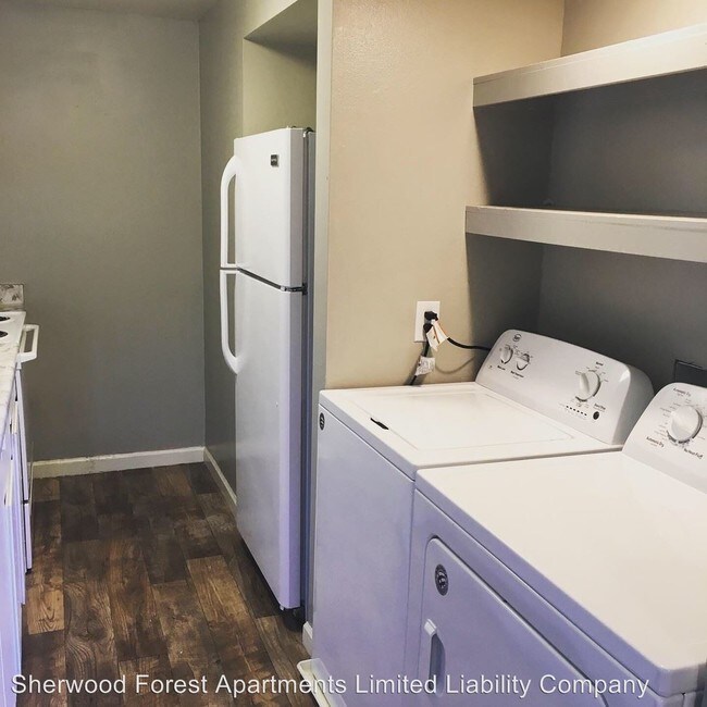 Foto del edificio - 630-720 Robinhood Dr