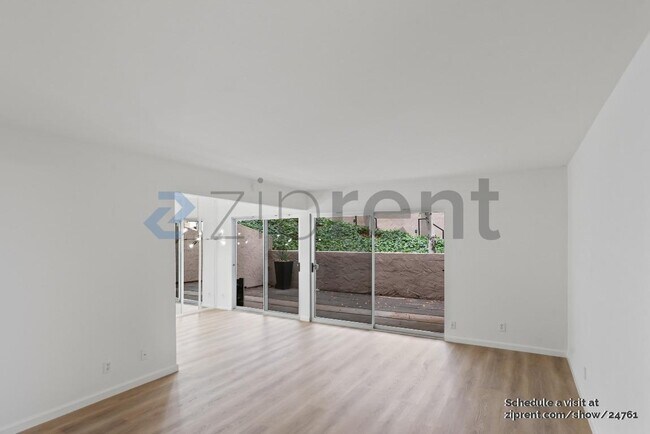 Foto del edificio - 675 Sharon Park Dr