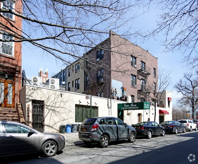 Building Photo - 384 Court St
