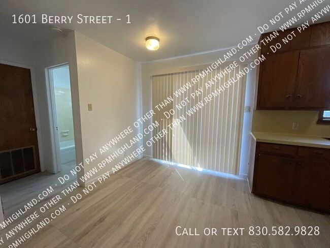 Building Photo - 1601 Berry St