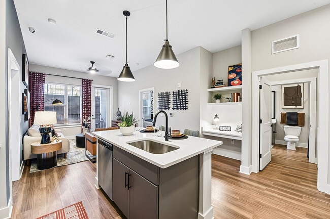25-web-or-mls-Unit L03-S2504-006 - NuVo 27
