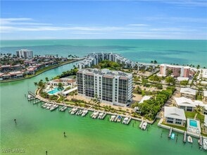 Building Photo - 2400 Gulf Shore Blvd N