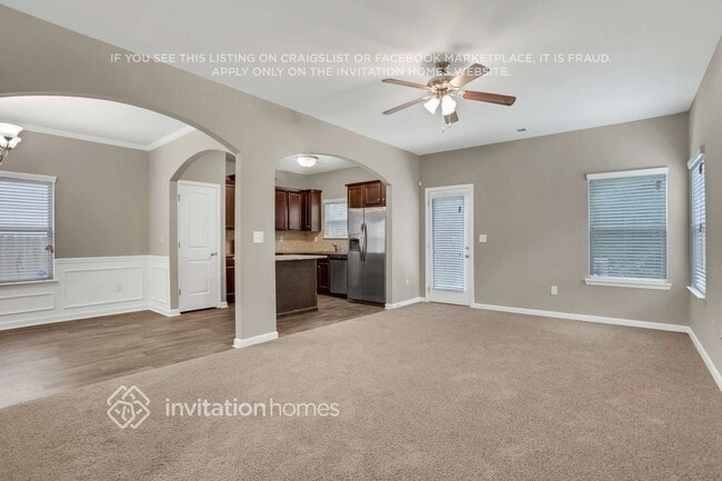 Building Photo - 4519 Ravenwood Dr