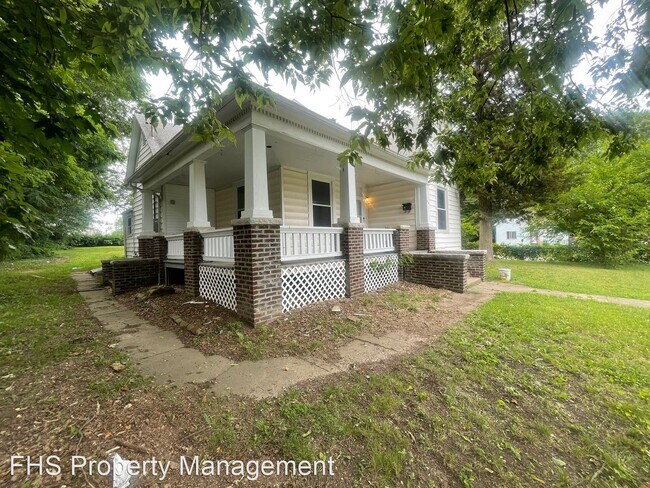 Building Photo - 3 br, 2 bath House - 2159 N Main