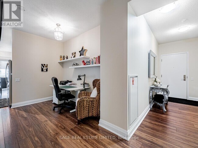 Photo du bâtiment - 83 Redpath Ave