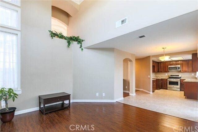 Building Photo - 820 N Justin Pl