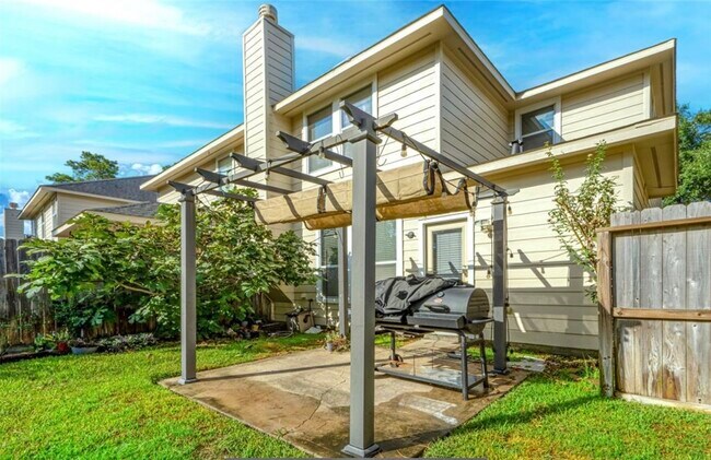 Foto del edificio - 13547 Fawn Lily Dr