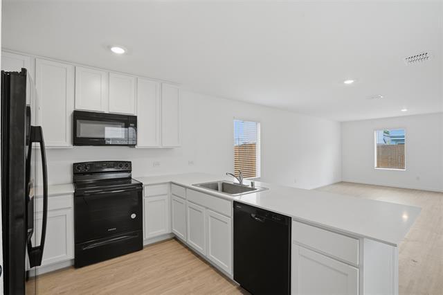 Foto del edificio - 905 Blue Heron Dr