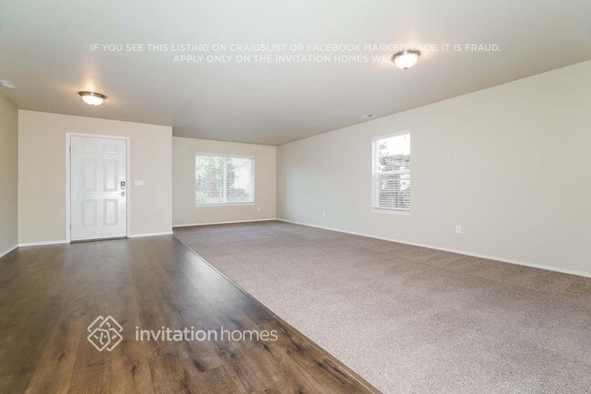 Foto del edificio - 20346 Springbrook Rd SE