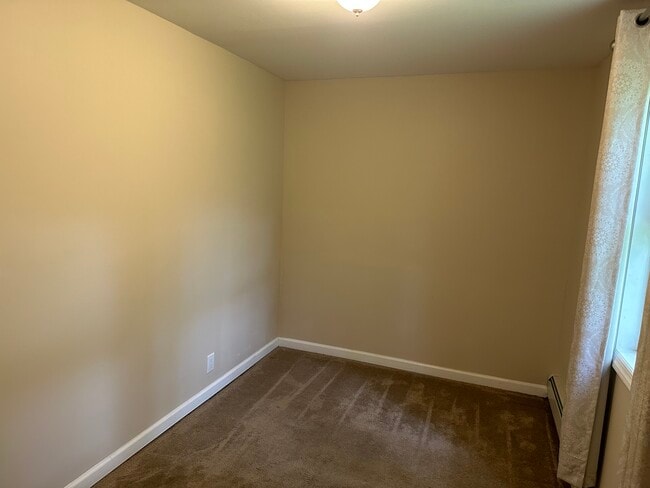 Building Photo - 17 Dorchester Rd