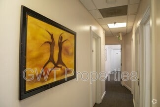 Building Photo - 420 Hayes St