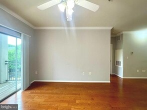 Building Photo - 12124 Garden Ridge Ln