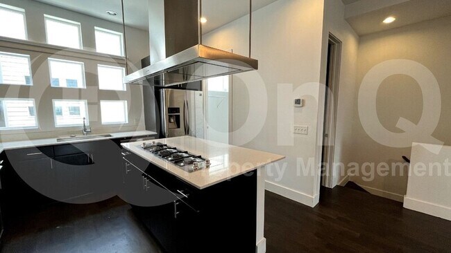 Foto del edificio - 4609 Steel St