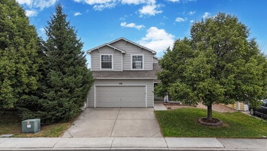 Building Photo - 826 Glenwall Dr
