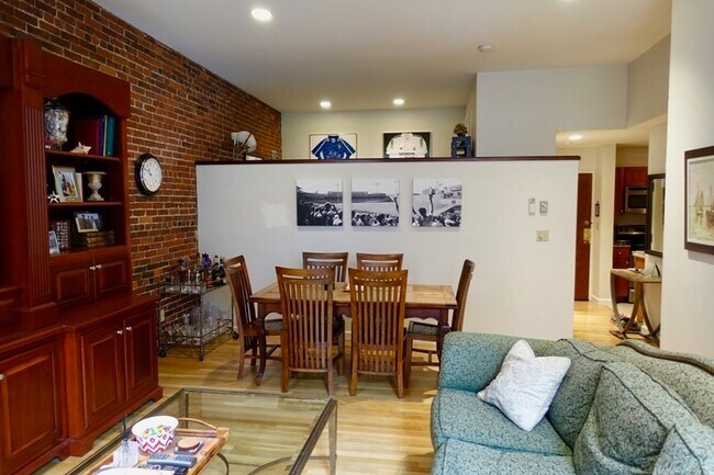 Building Photo - 42-44 St Botolph St