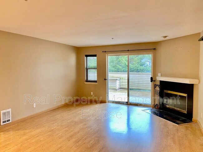 Building Photo - 15707 Waynita Way NE