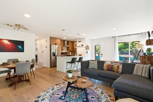 Foto del edificio - 2906 Westhill Dr