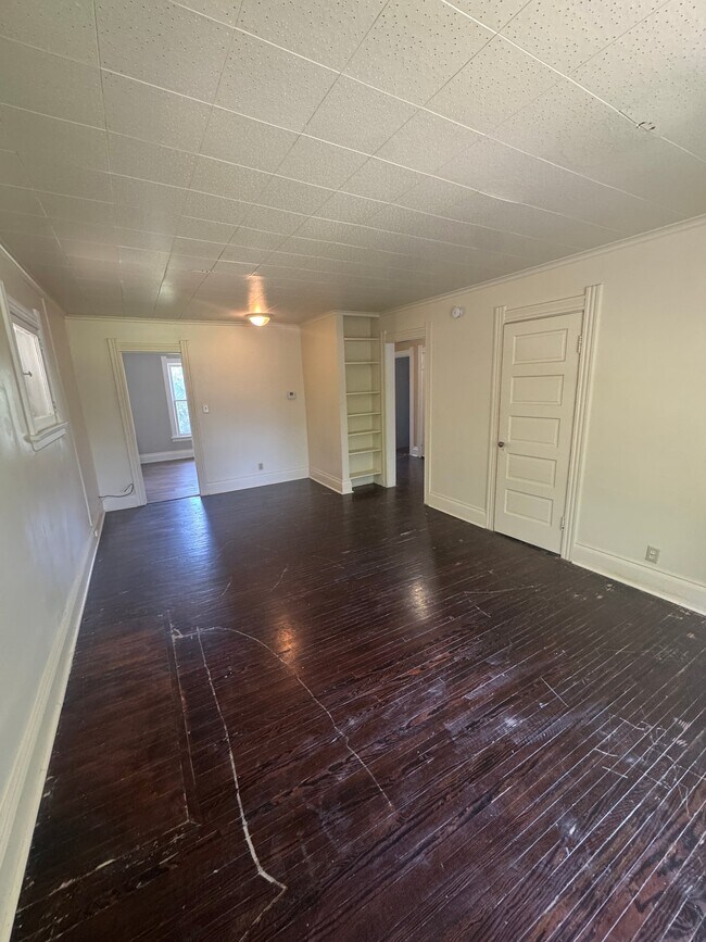 Foto del edificio - 2727 Robinwood Ave