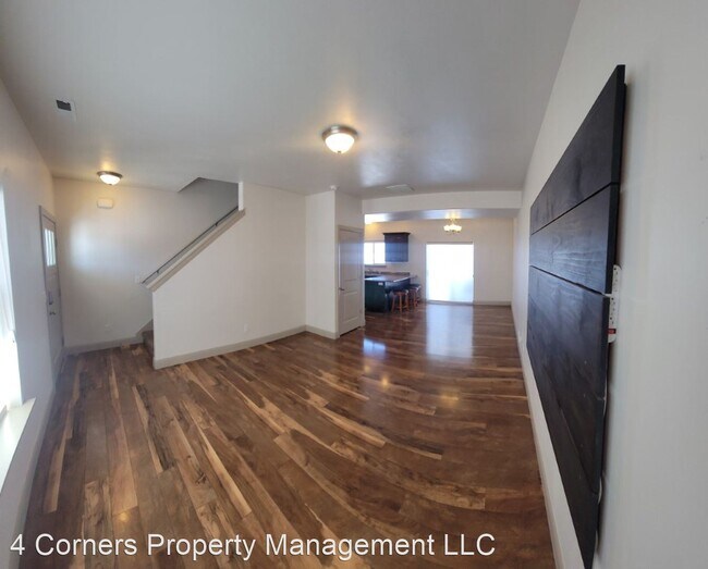 Foto del edificio - 3 br, 2 bath House - 952 S 2275 W