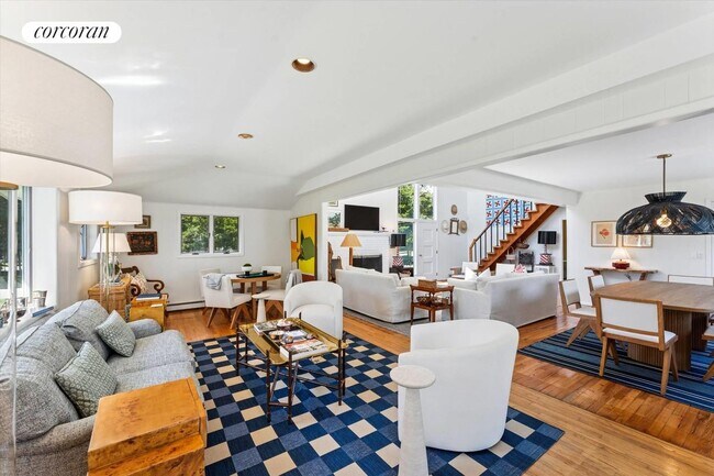 Building Photo - 18 Quogo Neck Ln