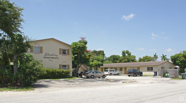 Building Photo - 200 NW 25th St