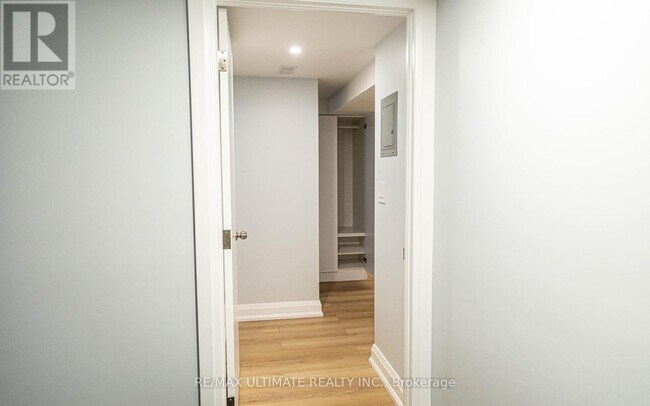 Photo du bâtiment - 103 Tavistock Rd