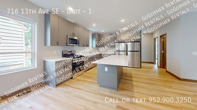 Foto del edificio - 716 13th Ave SE