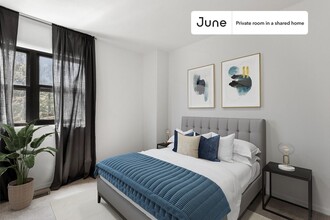 Building Photo - Room in Shared 5 bed/3 bath home in Logan Circle